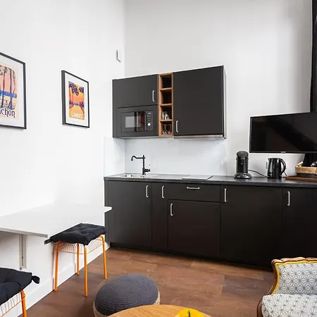 Duplex Moderne Climatise Au Coeur De Appartement *